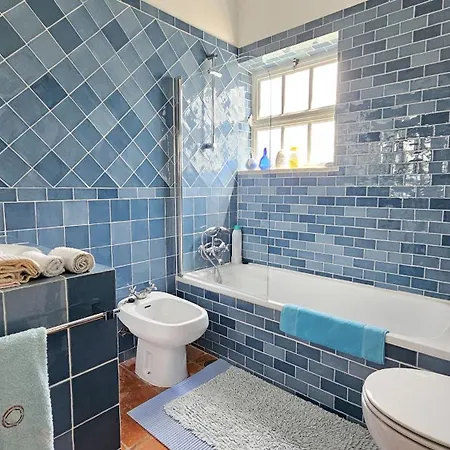 Toca Do Fradinho - 3,7 Km Da *