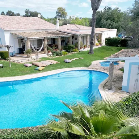 Toca Do Fradinho - 3,7 Km Da Villa Pêra
